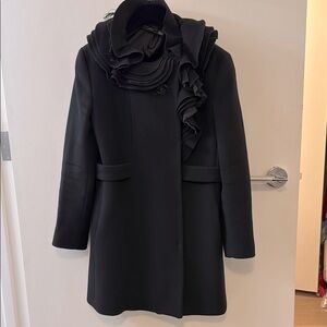 ELIE TAHARI Black Wool Coat, layered collar w/feathers & tulle, size Medium